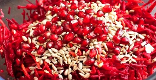Салат новогодний из свеклы