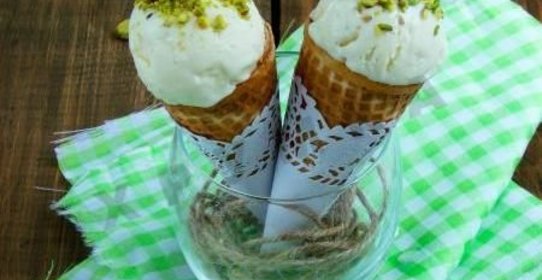 Домашнее ванильное мороженое