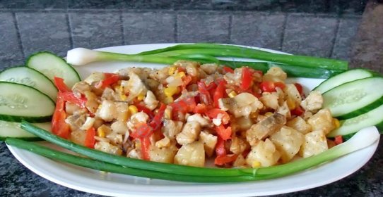 Рыба с ананасами