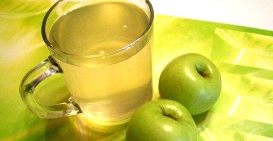 Фруктовый компот с шиповником