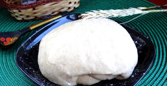 Дрожжевое тесто на кефире для пирожков