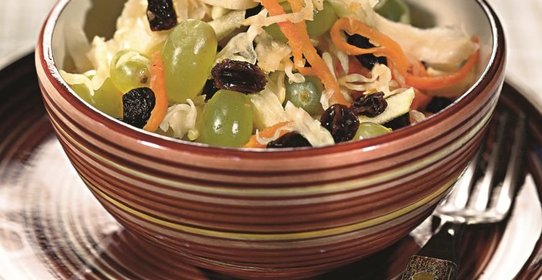 Салат из квашеной капусты