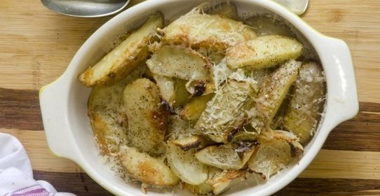 Картофель, запеченный с сыром