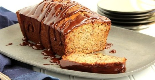 Банановый кекс в шоколадной глазури