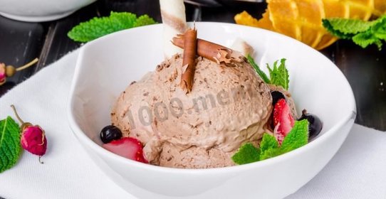 Десерт Семифредо шоколадное мороженое