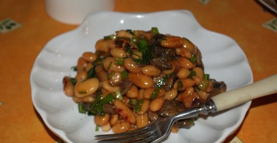 Фасоль с зеленью