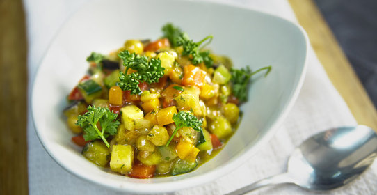 Салат с креветками и сыром