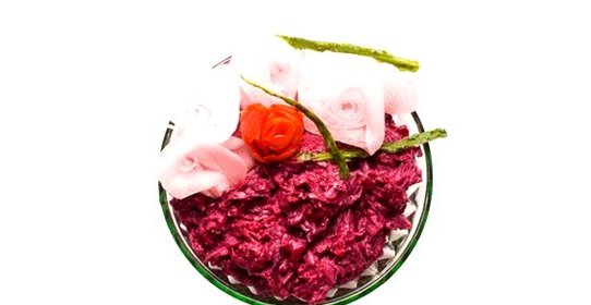 Салат из свеклы с огурцами