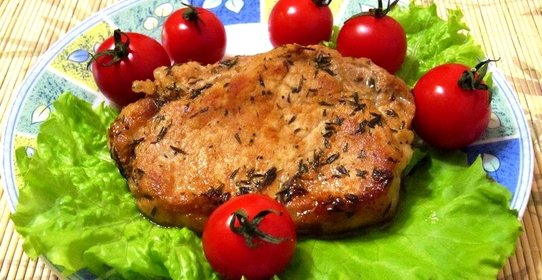 Свиная котлета на реберной кости