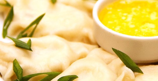 Соленые вареники с творогом и зеленью