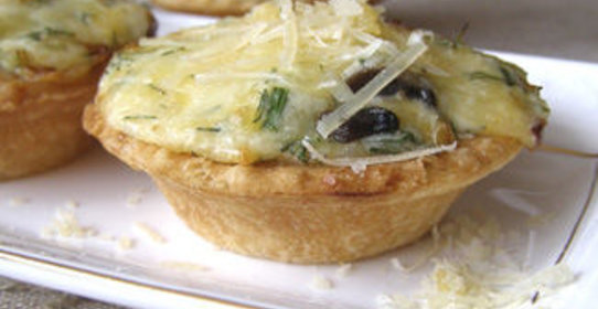 Жюльен в корзинке