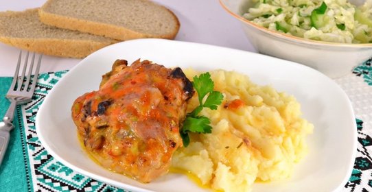 Бедрышки куриные фаршированные грибами