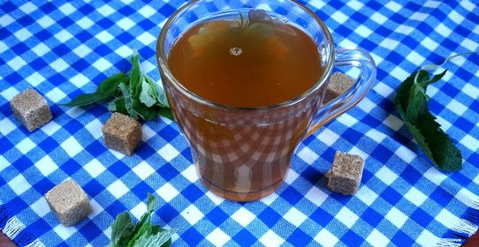 Компот из сухофруктов и клюквы