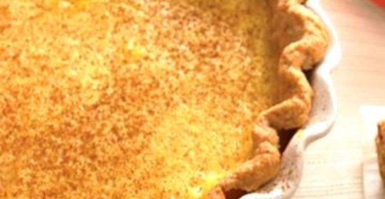 Пирог с коричным заварным кремом