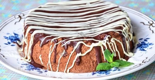 Шоколадный бисквит на белках