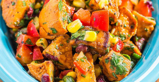 Салат с печеным бататом