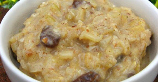 Рисовый пудинг с кардамоном и изюмом