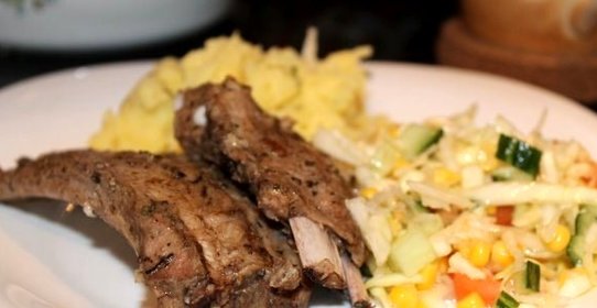 Маринованные свиные ребрышки