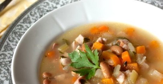 Итальянский суп с фасолью