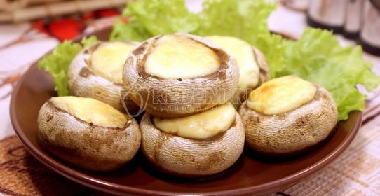 Запеченные шампиньоны с сыром
