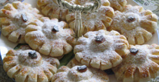 Пирожное с ананасом