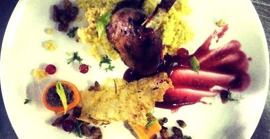 Гусиная ножка с пшеной кашей