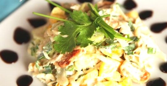 Куриный салат с сельдереем