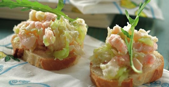 Багет с креветочным кремом