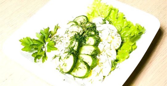 Салат из огурцов