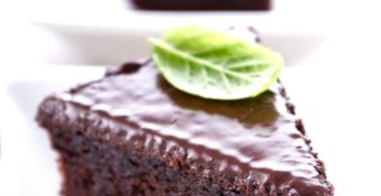 Пирог из картофеля с шоколадом и орехами