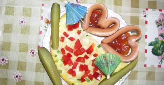 Завтрак на двоих яичница сердечком