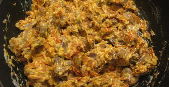 Куриные желудочки в соусе бешамель