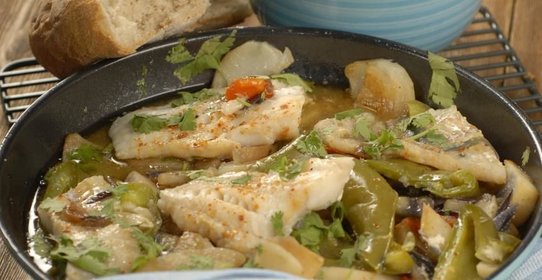 Филе трески с летними овощами