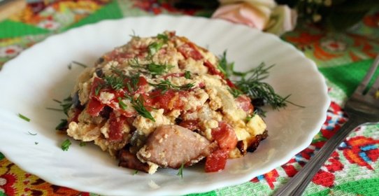 Омлет с овощами и ветчиной