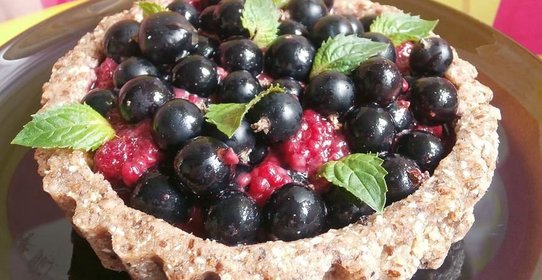 Ореховая корзиночка Ягодный восторг