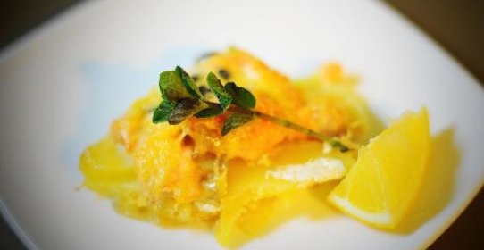 Форель запеченная с картофелем