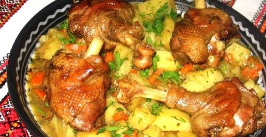 Гусь с картошкой