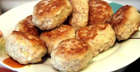 Нежные свиные котлетки с картофелем и овсяными хлопьями