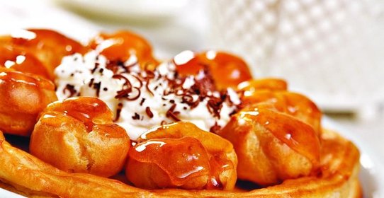 Пирог Сент-Оноре с кремом Шантийи