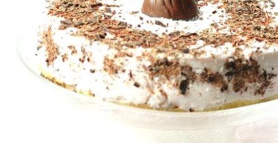 Новогодний чизкейк с ликером «Бейлис» и шоколадной крошкой