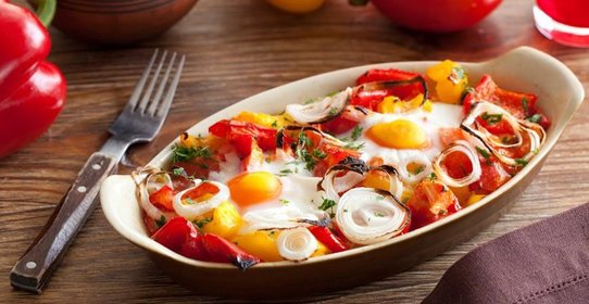 Брынза, запеченная с яйцами по-болгарски