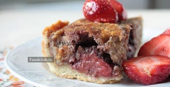 Пирог с клубникой в шоколаде