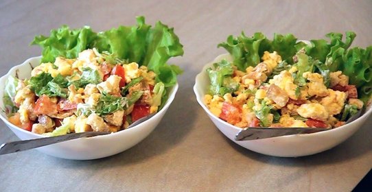 Теплый салат «Presto с омлетом»