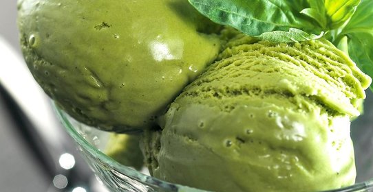 Мороженое из базилика