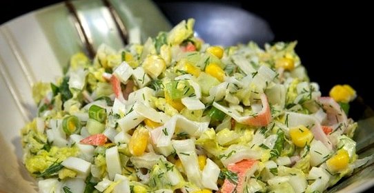 Крабовый салат с огурцом без риса