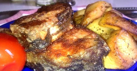 Карп на сковороде