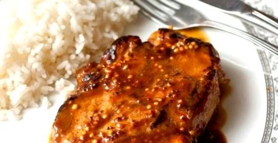 Стейк из свинины с апельсиново-горчичным соусом