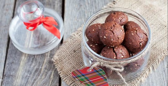 Итальянское шоколадное печенье с орехами