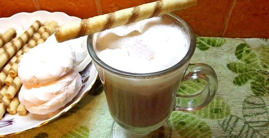 Какао с зефиром и пенкой