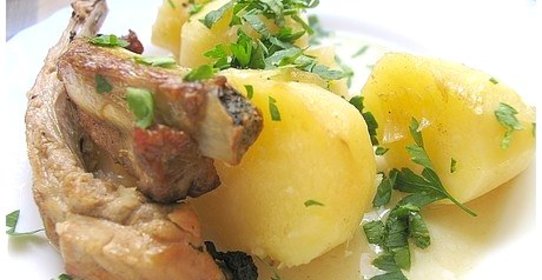Свиные ребрышки в мультиварке Редмонд